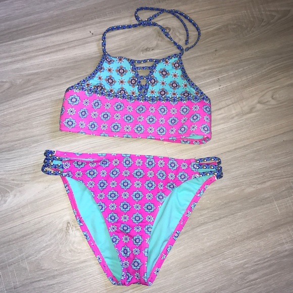 Hobie Big Girls Fleur to Love Two Piece Short Sleeve Crop Hipster Swimsuit